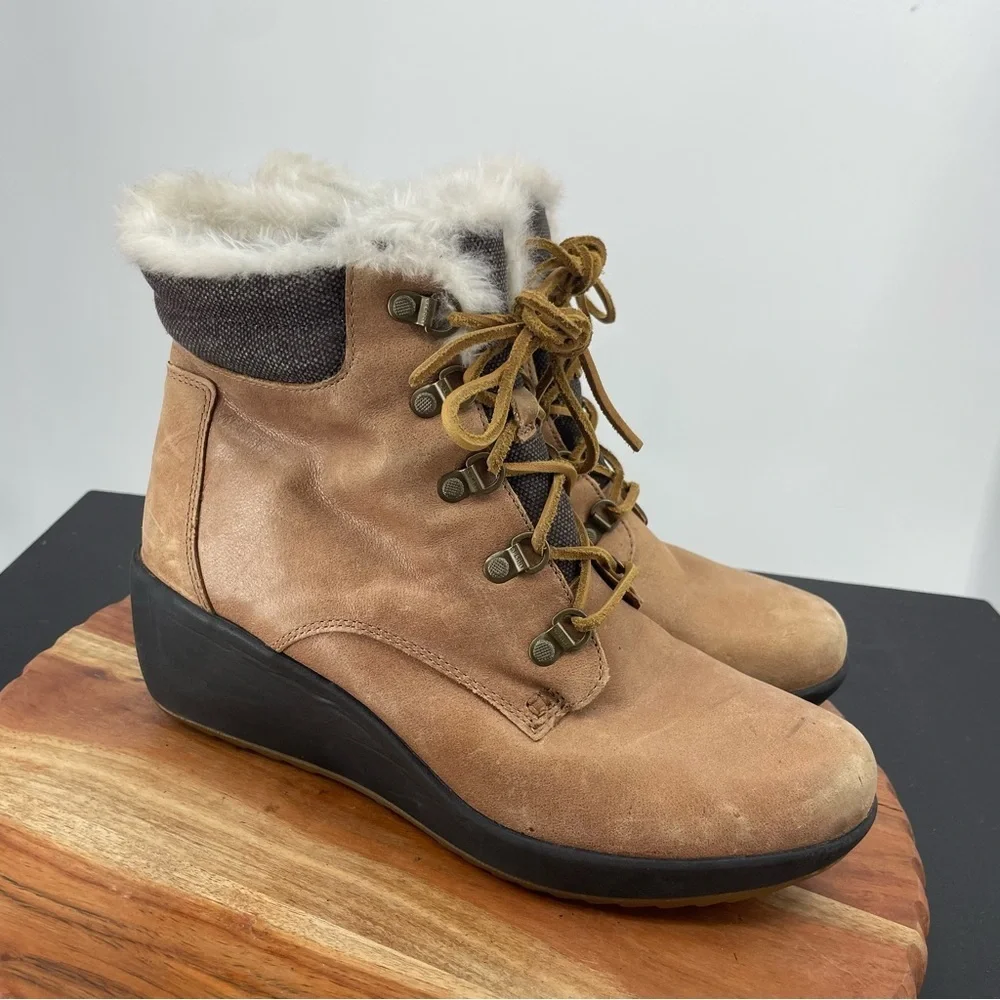 Sperry Luca Peak Tan brown suede leather fur lined wedge hiking‎ boot Sz 10